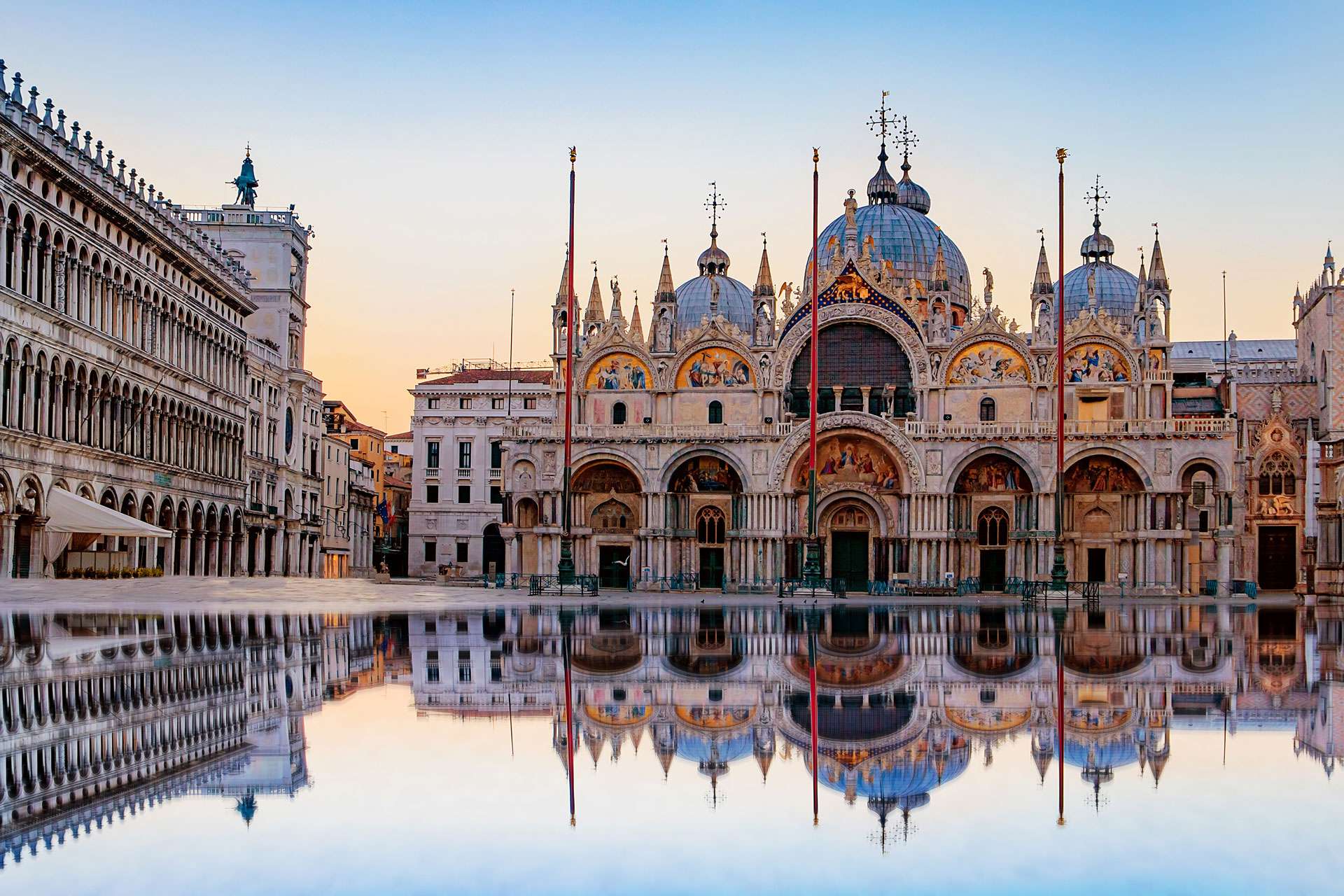 Basilica San Marco din Veneția: bijuteria Bizantină a Europei