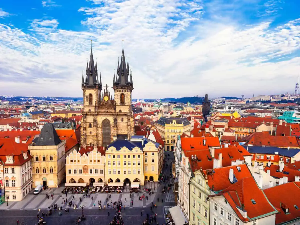 Top 10 locuri de vizitat în Praga de Crăciun