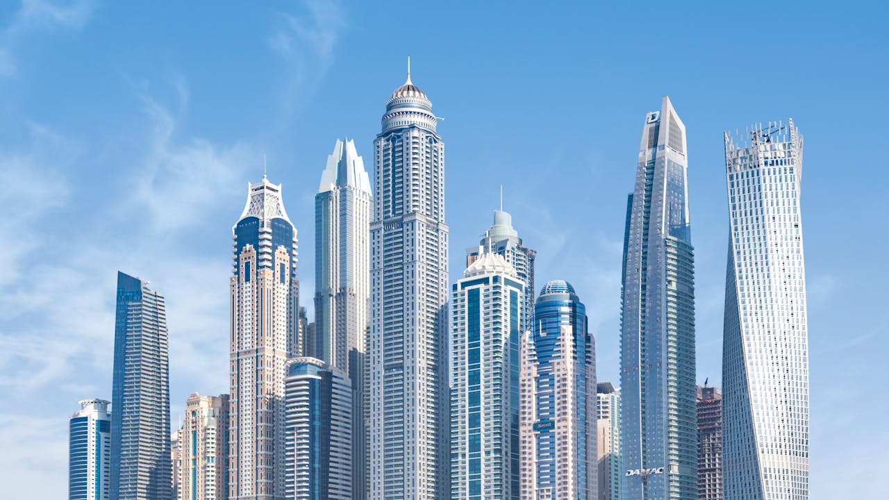 Vacanța în Dubai: Cum să economisești și să te bucuri de lux