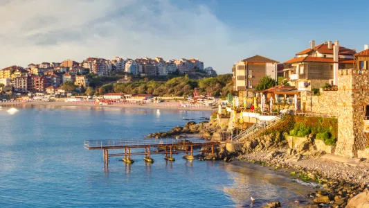 Vacanță în Bulgaria: cât costă șezlongul, masa și cazarea pe litoralul bulgăresc